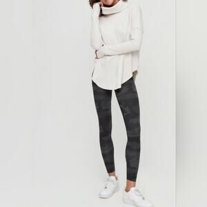 Aritzia TNA Thermal Cowl Neck Sweater Women's Size XXS